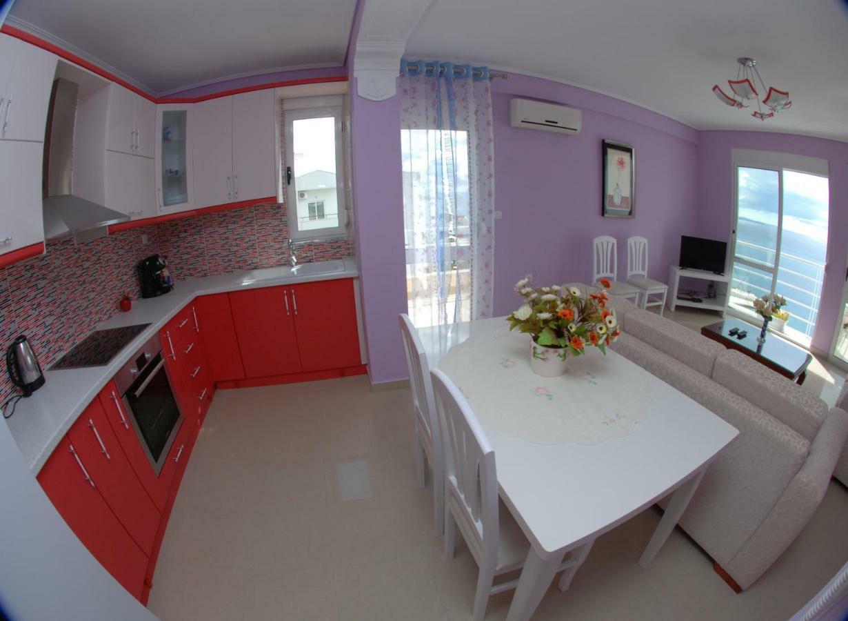 Erti'S Apartments Саранде Екстериор снимка